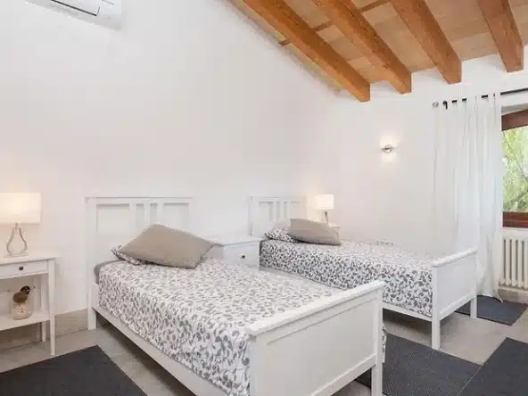 holiday finca in Binissalem room4