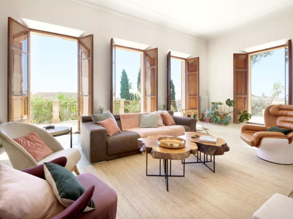 holiday villa for 16 people LIVING