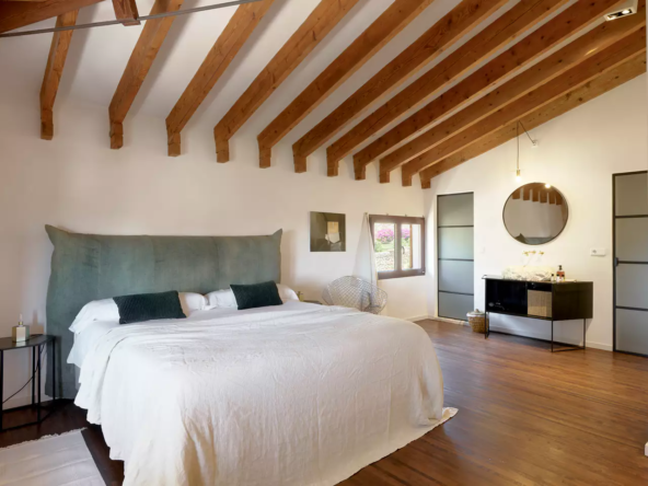 holiday villa for 16 people ROOM6