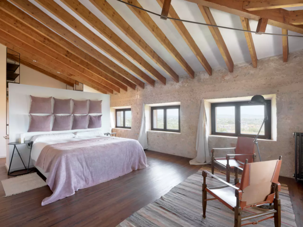 holiday villa for 16 people ROOM7
