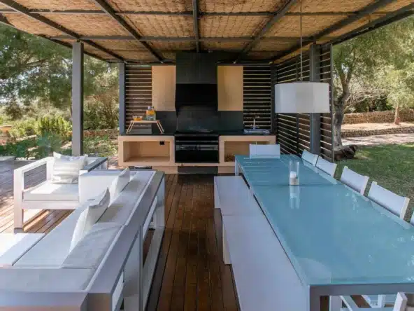 private luxury villa to rent bbq
