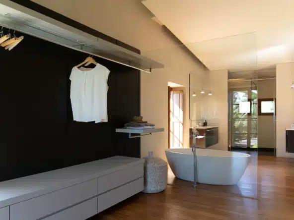 private luxury villa to rent dressing room